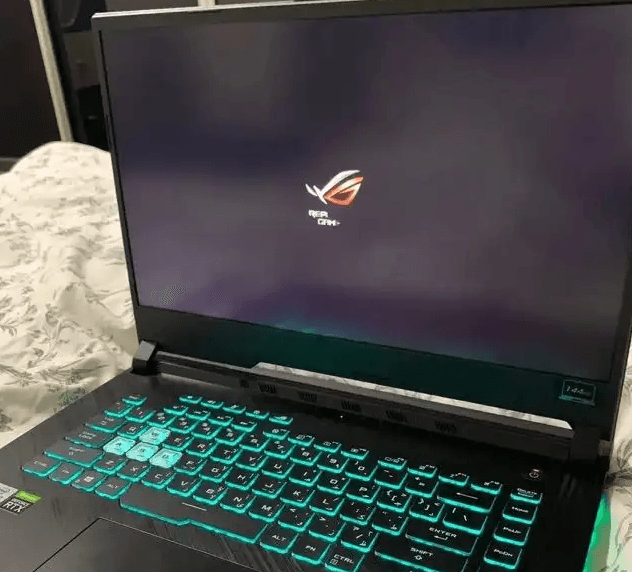 لاب توب قيمنق ومونتاج Asus rog strix rtx 2060 i7 10th